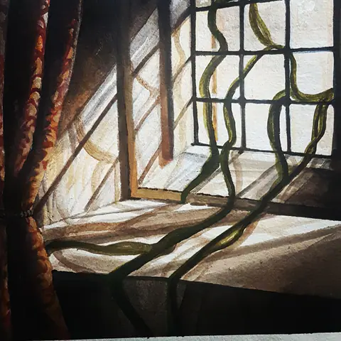Fenêtre lumineuse et rideau rouge ; des racines dessinent des lignes sur le mur.